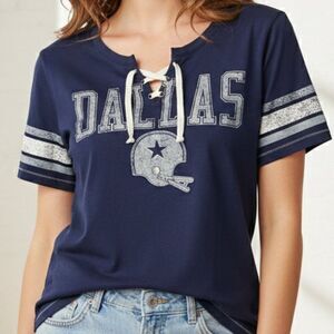 Lace-Up‎ V-Neck Dallas Cowboys Navy Graphic Tee Varsity Stripe Size XL